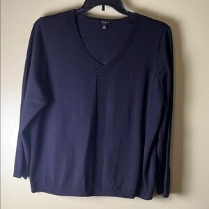 TALBOTS plus petite mob wife, romantic , feminine ,Black V-Neck Sweater